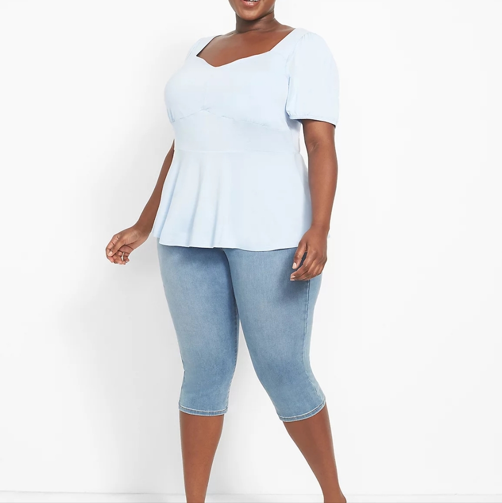 194 LANE BRYANT Classic Short-Sleeve Sweetheart-Neck Peplum Shirt